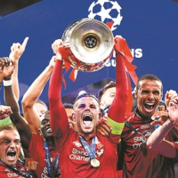 展示了他的 展示了他的