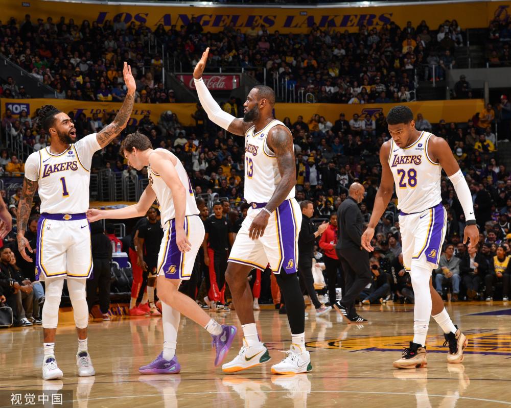 观战台：曼联利物浦争四白热化 曼城赢切尔西将提前夺冠