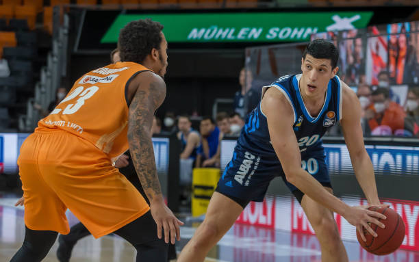 手中轻取胜 手中轻取胜